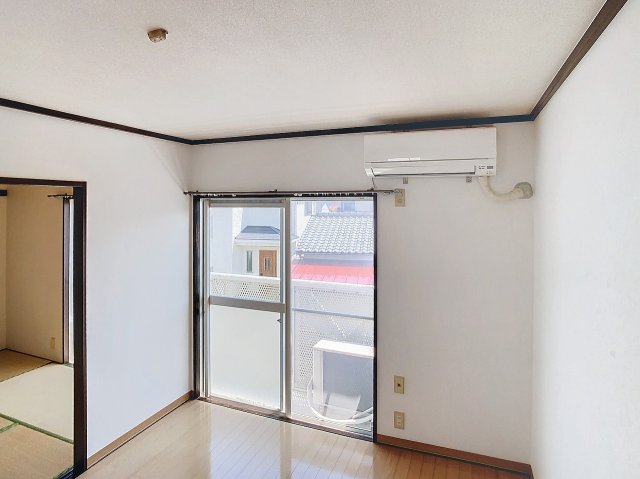 居室・リビング　2024年8月撮影※現況を優先致します。