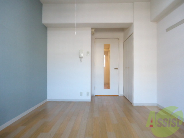 居室・リビング　レイアウトを考えるのが楽しいお部屋です