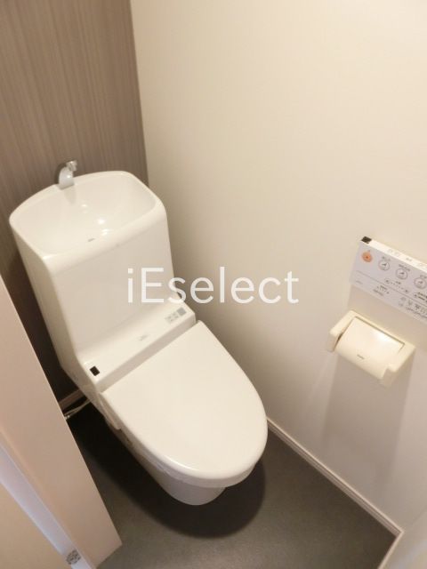 トイレ　ウォシュレット完備
