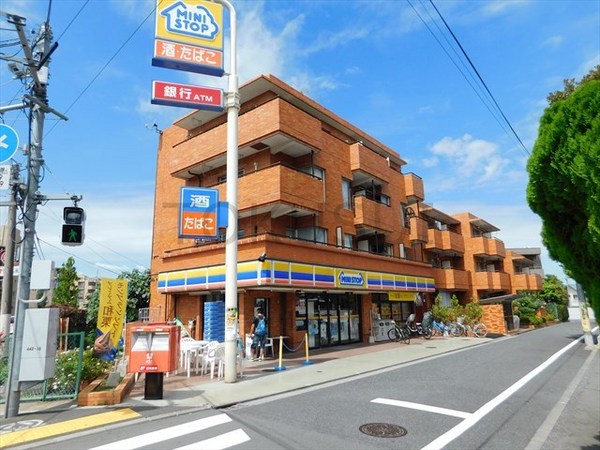 コンビニ　ミニストップ杉並和泉町店（コンビニ）まで564m