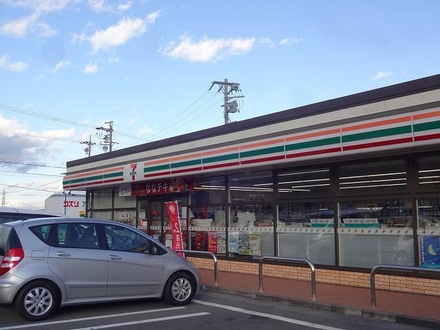 コンビニ　セブンイレブン駒ヶ根インター店（コンビニ）まで1000m