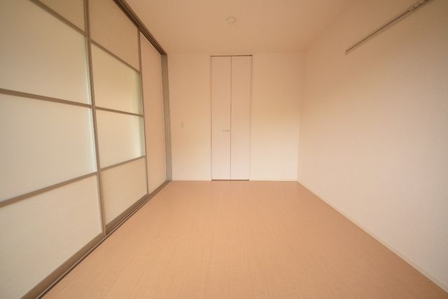 その他部屋・スペース　★６帖の洋室★