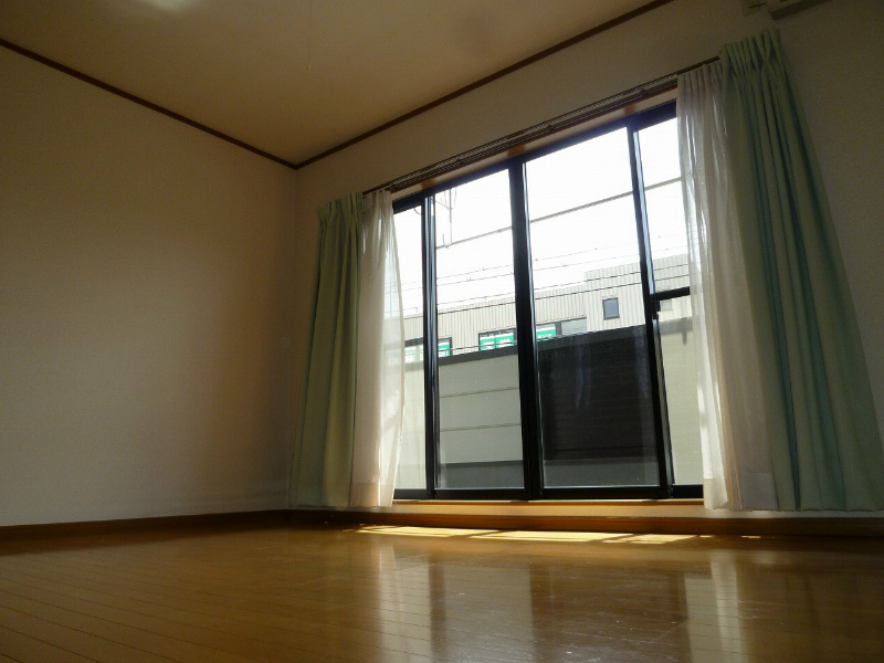 その他部屋・スペース　広々洋室ですね