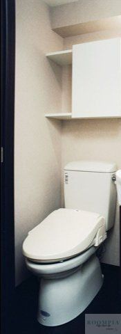 トイレ　※同タイプの別のお部屋です。