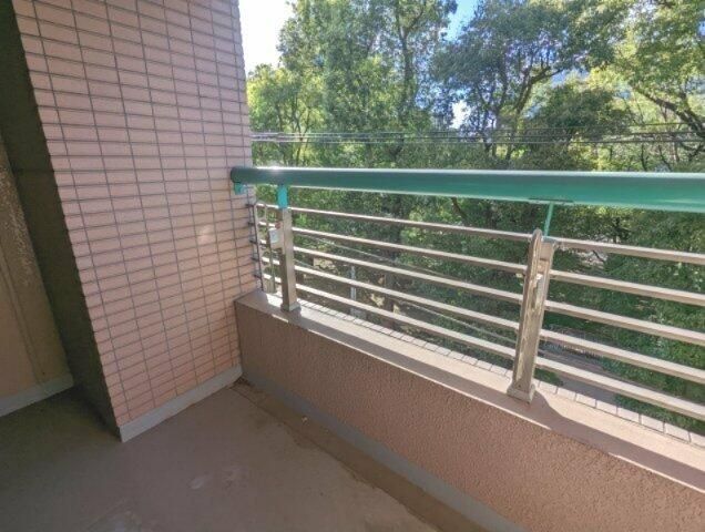 バルコニー　庭