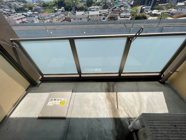 バルコニー　写真は現状を優先します。