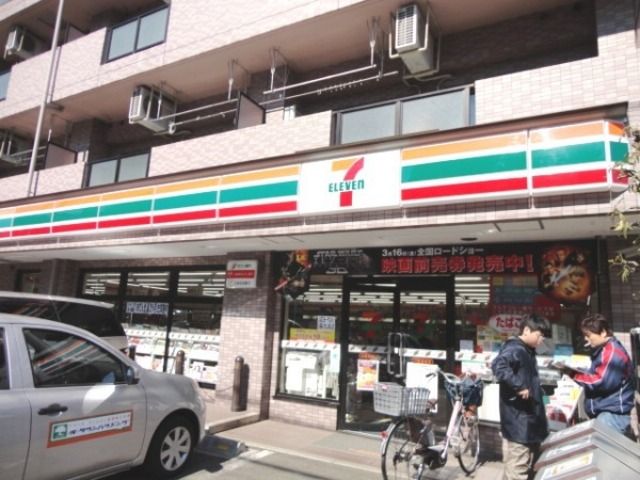 コンビニ　セブンイレブン（コンビニ）まで433m
