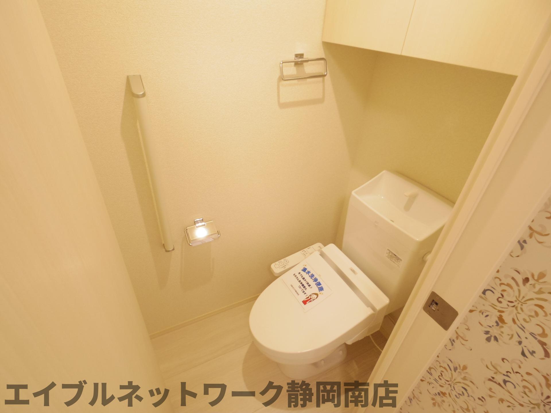 トイレ　シンプルで使いやすいトイレです