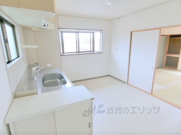 居室・リビング　居室