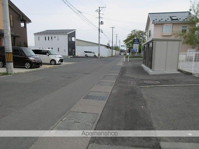 その他　周辺道路（その他）まで0m