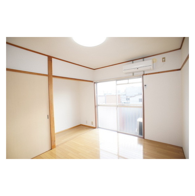 居室・リビング　照明器具完備