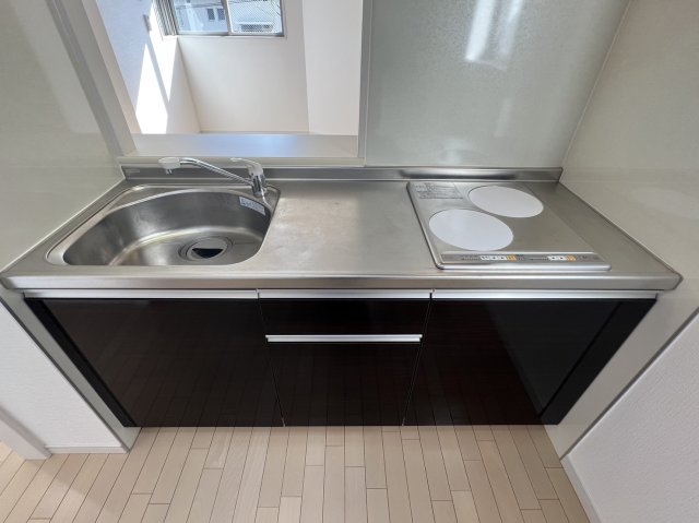 キッチン　※別部屋写真
