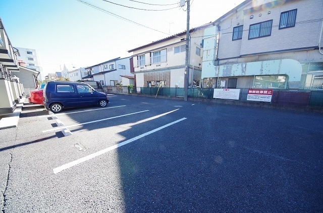 駐車場　敷地内駐車場