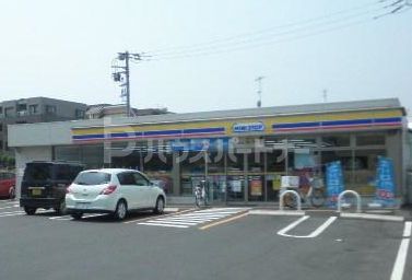 コンビニ　ミニストップ前原東3丁目店（コンビニ）まで230m