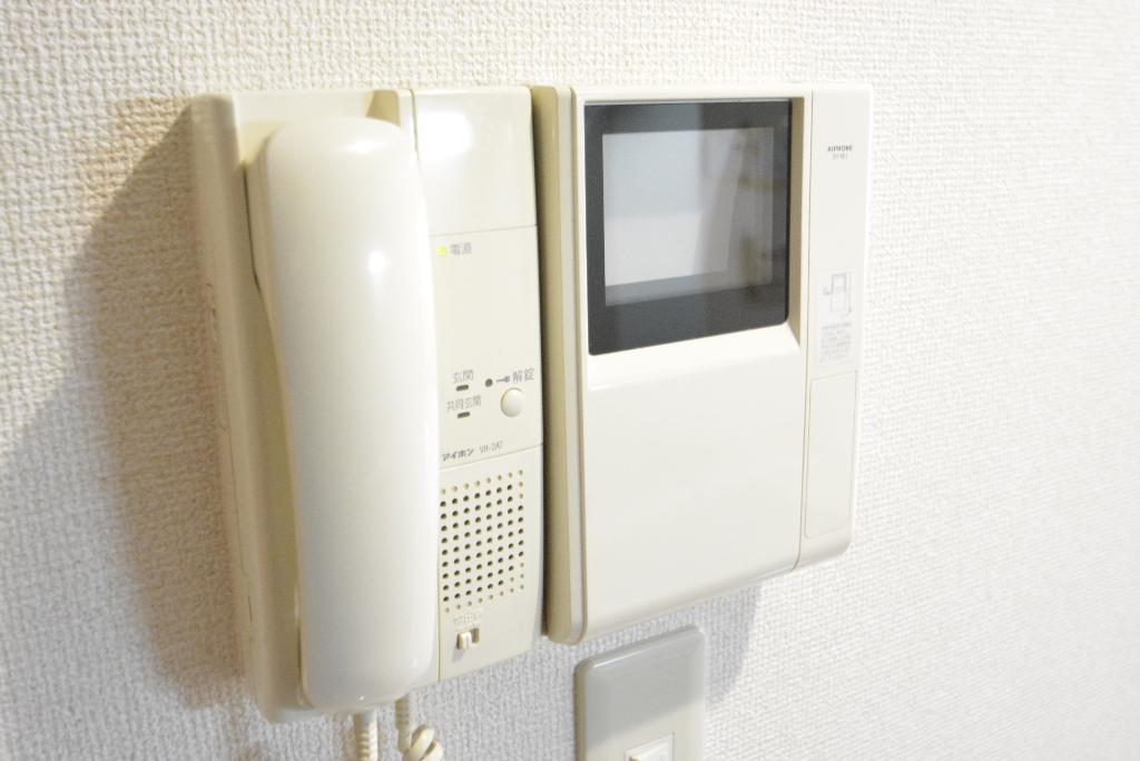 セキュリティ　カメラ付インターホン