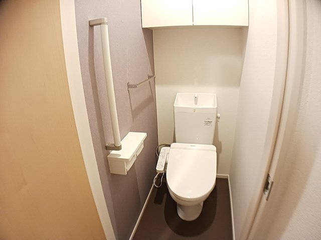 トイレ　コンパクトで使いやすいトイレです