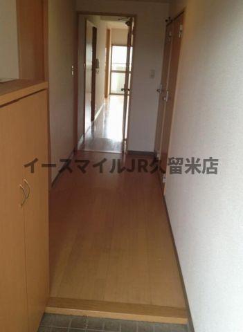 玄関　落ち着いた玄関です