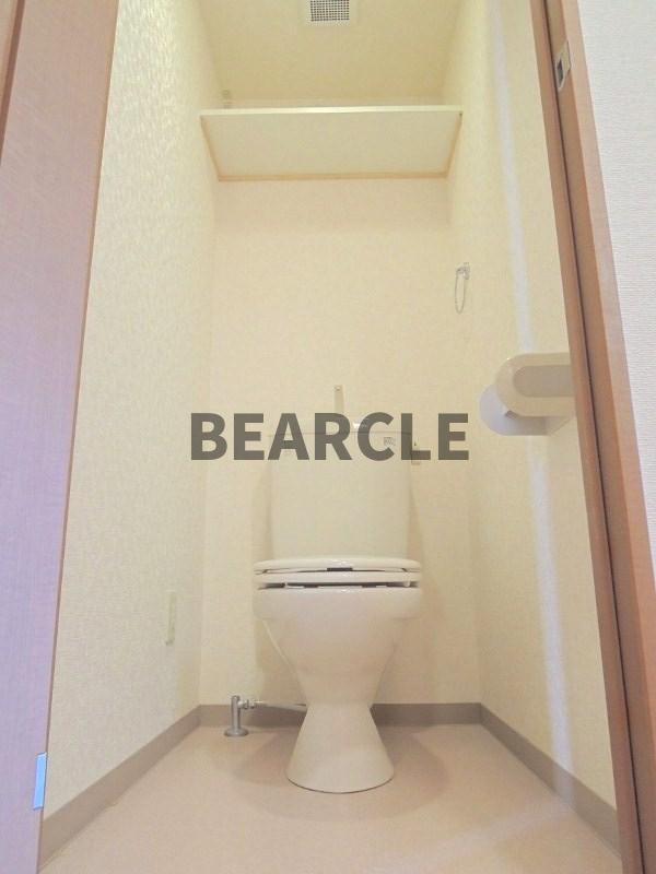 トイレ　清潔感のあるトイレです