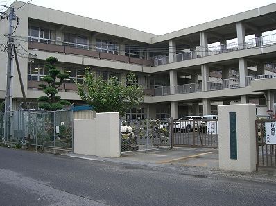 小学校　福山市立手城小学校（小学校）まで1498m