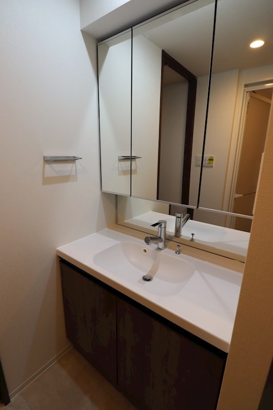 洗面設備　洗面所です