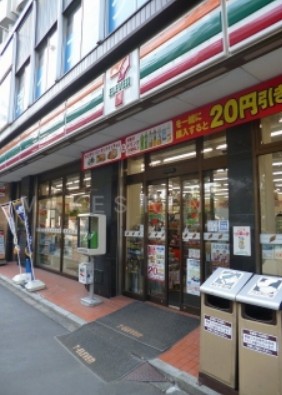 コンビニ　セブンイレブン渋谷本町4丁目店（コンビニ）まで128m