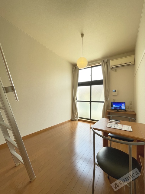 その他部屋・スペース　折りたたみができるテーブルは使い勝手良いです。