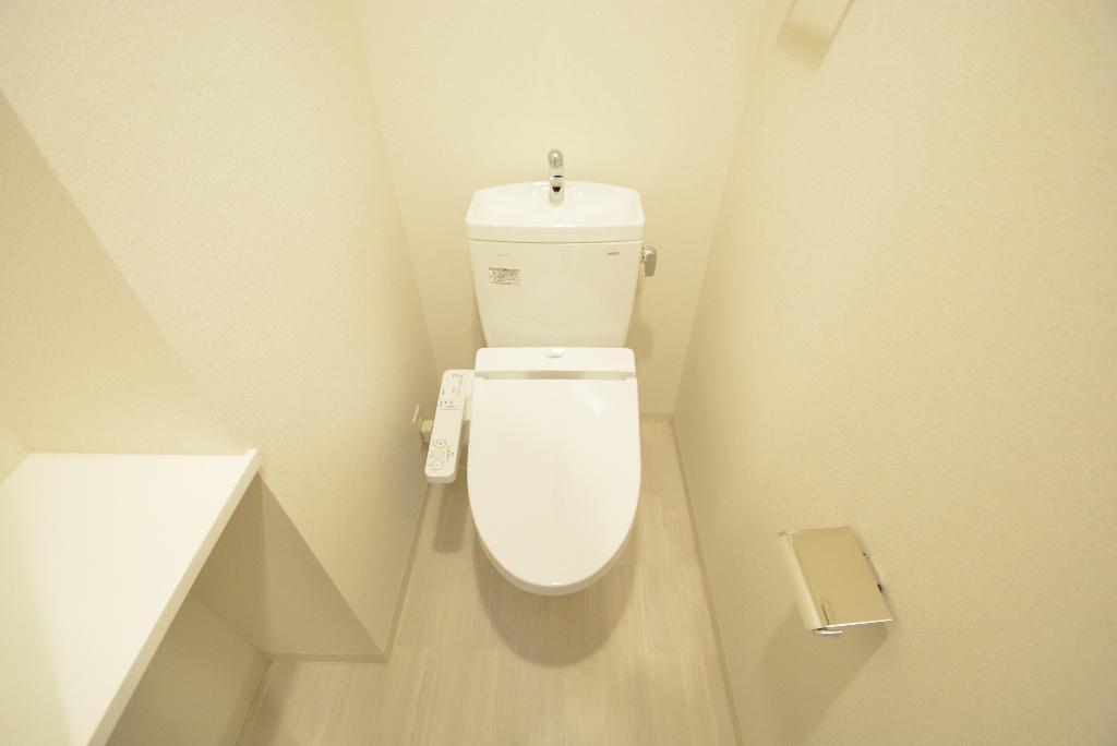プレサンス丸の内フォートのトイレ写真