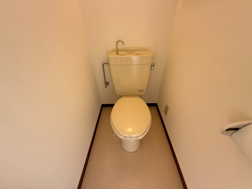 ノベラ海岸通のトイレ写真