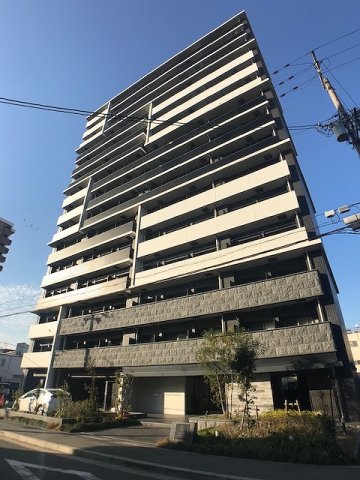 エスライズ新大阪フロントの外観写真