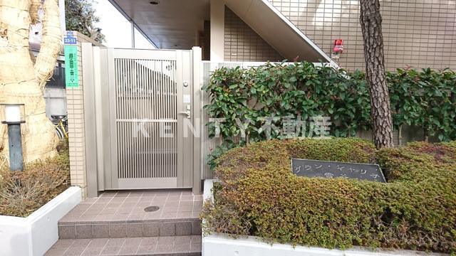 エントランス　毎日通るエントランスはこのようになっています