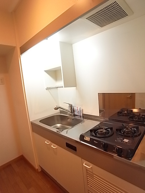ラ ヴィータのキッチン写真