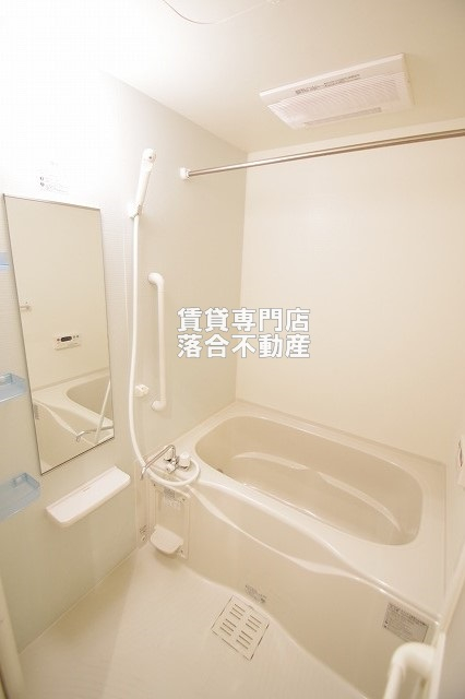バス・シャワールーム　追い炊き機能付き