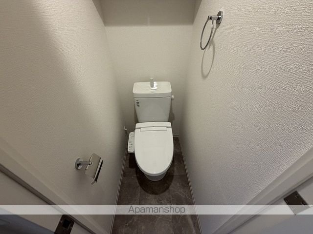 地下鉄御堂筋線 東三国駅 徒歩8分 14階建 築1年のトイレ写真