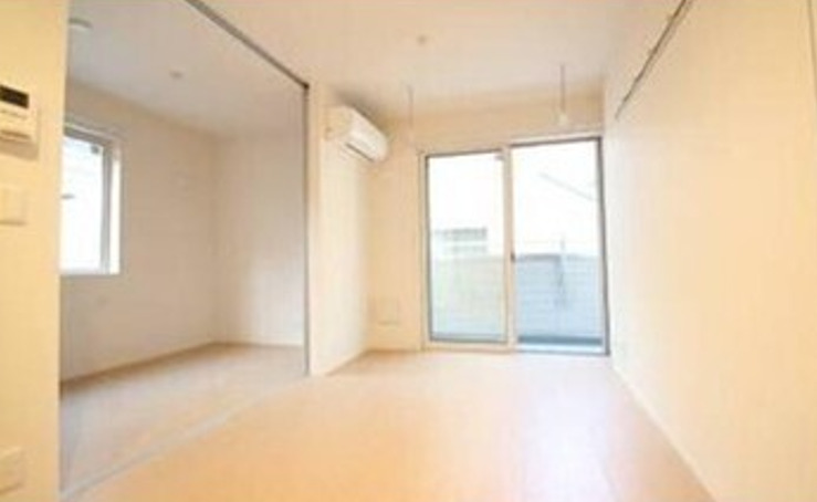 東急池上線 池上駅 徒歩14分 3階建 築13年の居間写真