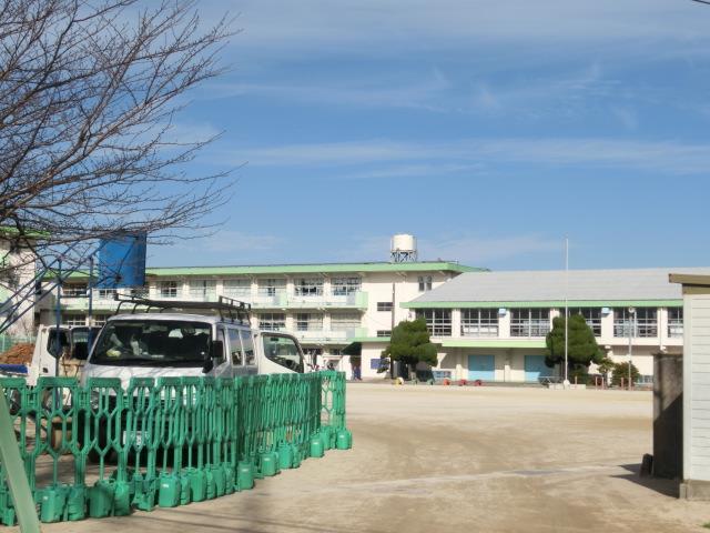 【ベルハウス割子川の小学校】