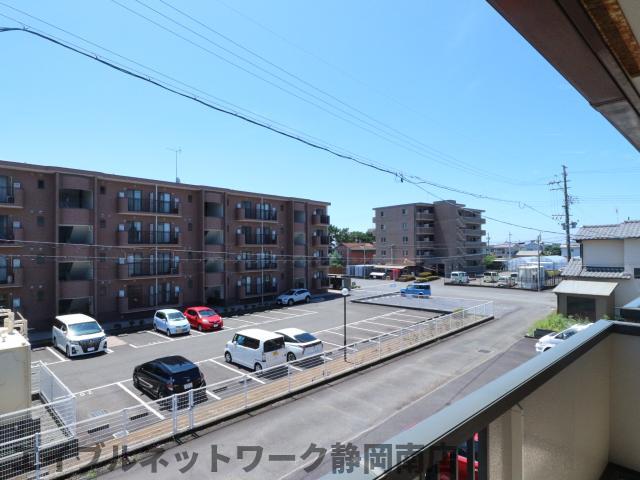 【静岡市駿河区中島のアパートの眺望】