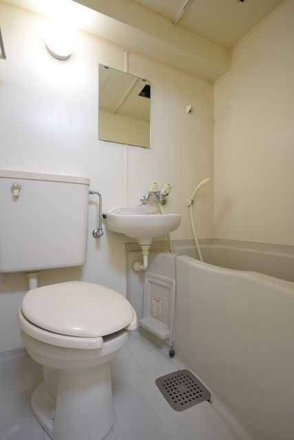 バス・シャワールーム　※別号室の参考写真