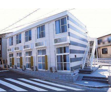 横浜市旭区南希望が丘のアパートの建物外観