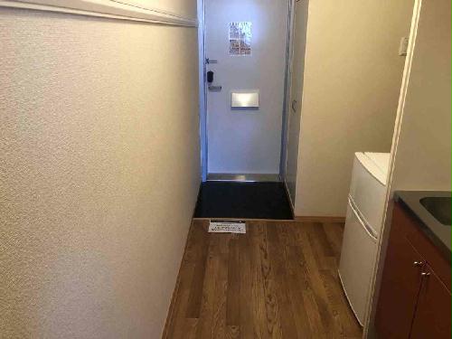 玄関　設備・仕様は号室により異なる為、現況を優先致します。