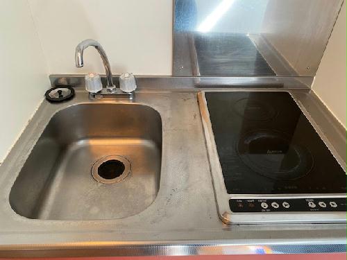 キッチン　設備・仕様は号室により異なる為、現況を優先致します。