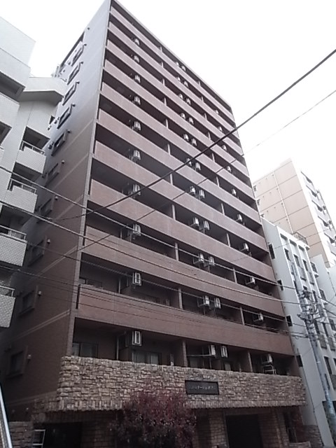 千代田区東神田のマンションの建物外観