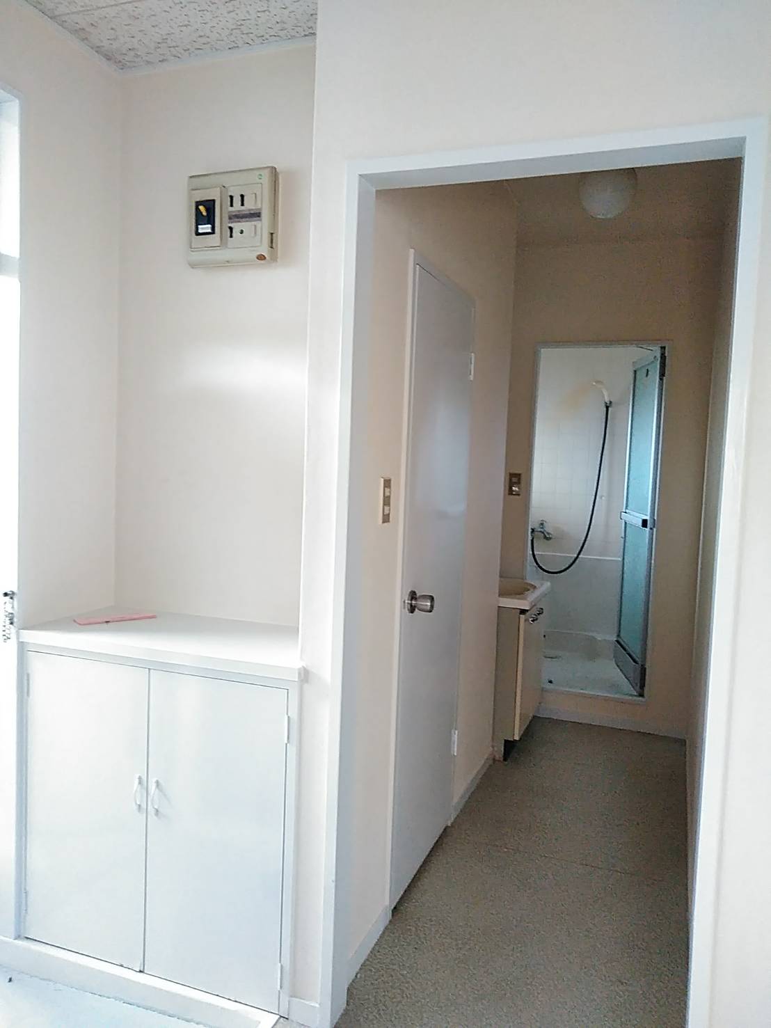 収納　シューズボックスがあるので靴収納に困りません。