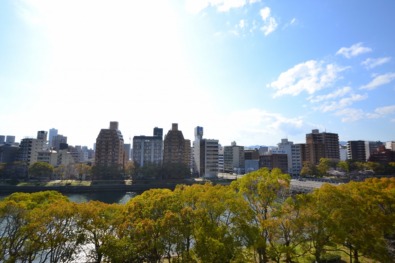 【広島市南区比治山町のマンションの眺望】