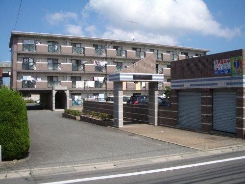 福岡市西区今宿青木のマンションの建物外観