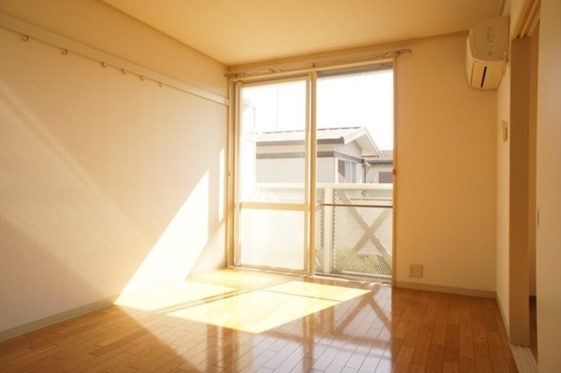 居室・リビング　図面と現状に相違がある場合には現状を優先