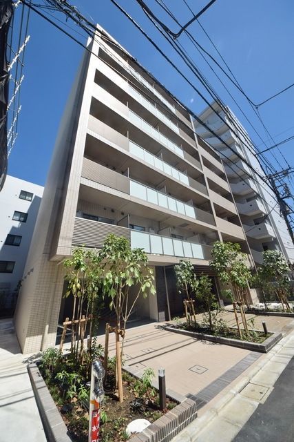 調布市多摩川のマンションの建物外観