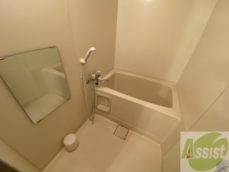 バス・シャワールーム　疲れを癒すには湯船でゆっくりするのが良いですよ。