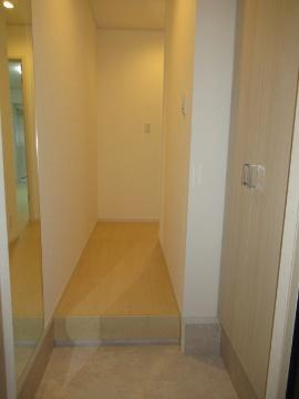 　玄関　玄関から室内