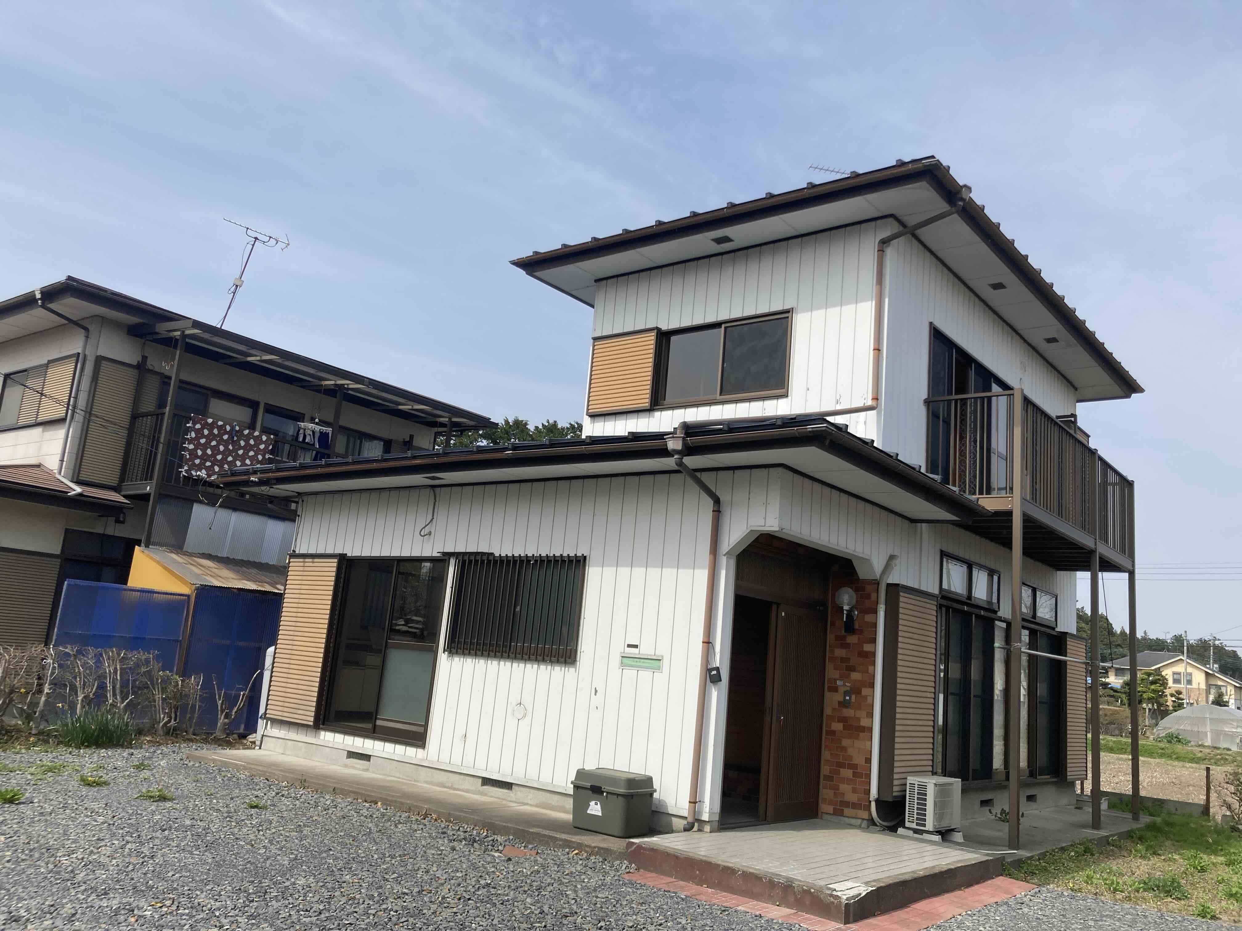 西三島5丁目戸建ての建物外観