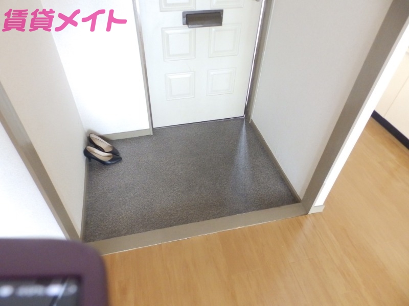 玄関　同型参考写真